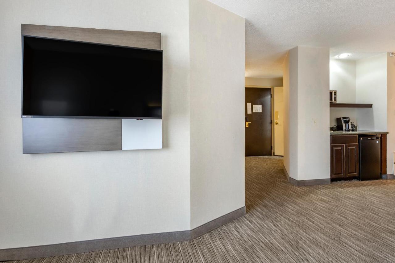 Comfort Inn Paramus - Hackensack Екстер'єр фото